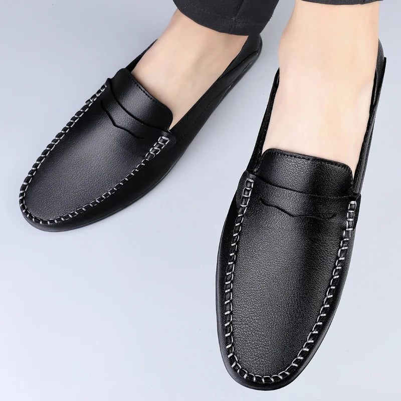 Men's Plus Size Slip On Casual Shoes Four Seasons New Soft Sole Outdoor Driving Shoes White Shoes Youth Joker Fashion Tide Shoes