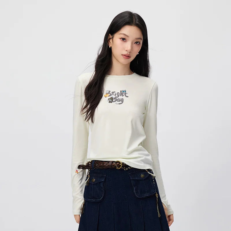 Semir Women Tshirt Letter Graphic Embroidered Detail Regular Shoulder Long Sleeve Slim Fit 2026 Autumn Everyday Wear