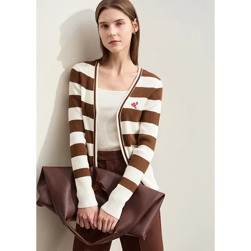អាវក្រៅ Amii Minimalism Cardigans សម្រាប់នារី រដូវស្លឹកឈើជ្រុះ ឆ្នាំ២០២៥ ថ្មី ក V ប៉ាក់ដោយខ្សែរ៉ូត អាវក្រៅស្តើងសម្រាប់នារី 12413002