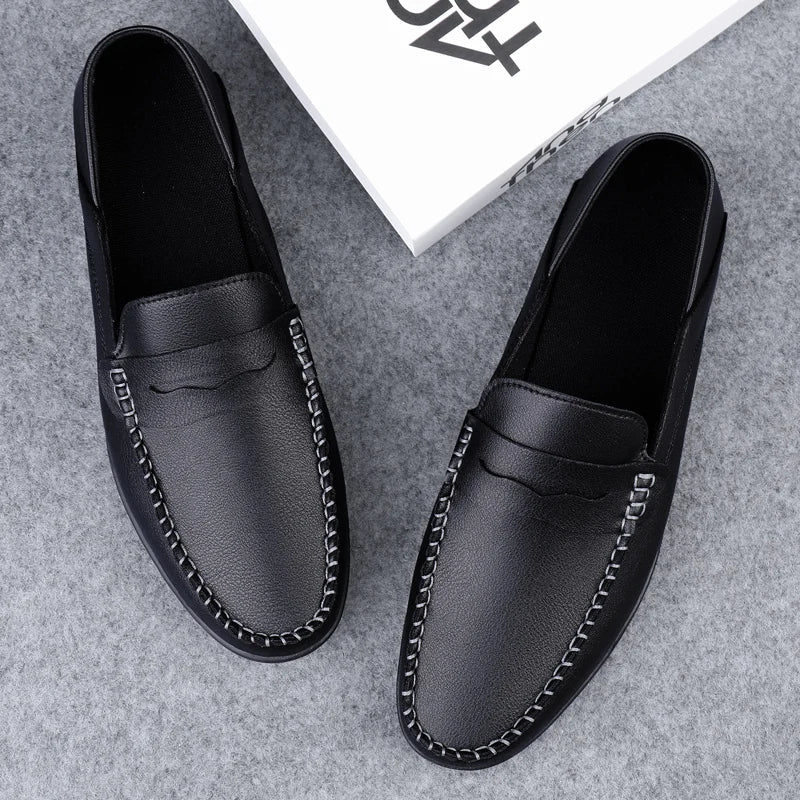 Men's Plus Size Slip On Casual Shoes Four Seasons New Soft Sole Outdoor Driving Shoes White Shoes Youth Joker Fashion Tide Shoes