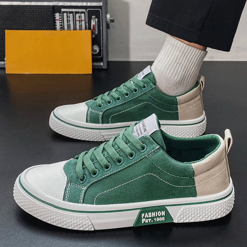 Men's plus-size canvas shoes summer breathable soft-sole non-slip comfort outdoor walking shoes Fashion youth sports board shoes