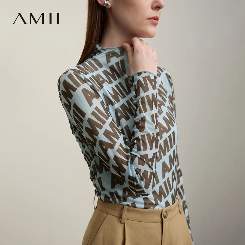 អាវយឺតដៃវែង AMII សម្រាប់នារី បោះពុម្ពឡូហ្គោ 2026 រដូវស្លឹកឈើជ្រុះ ម៉ូដទាន់សម័យ រចនាបែបសាមញ្ញ អាវយឺតស្តើង សម្លៀកបំពាក់នារី 12621075
