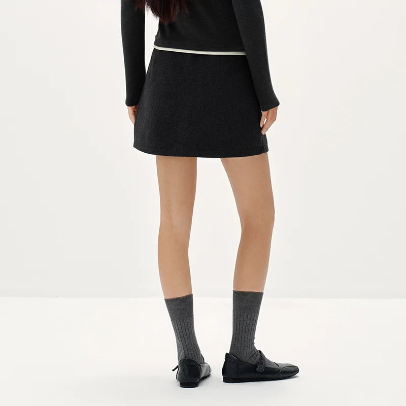 Semir Women Woolen Skirt Solid Color Side Slit Commuter Style 2026 New Winter Daily Wear Urban Casual Style Everyday Wardrobe