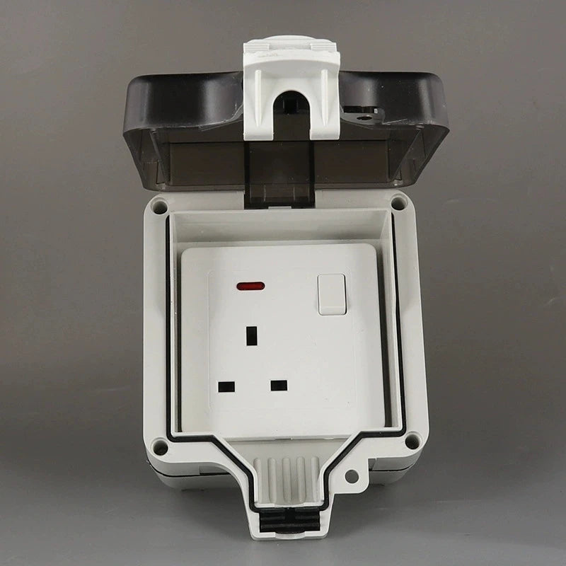 IP66 Waterproof Socket Universal UK Dual USB Outdoor Power Outlet,Kitchen And Bathroom Plug Adapter,Waterproof Rainproof Box