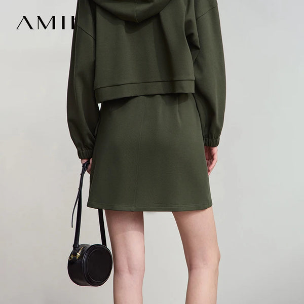 AMII សំពត់សាមញ្ញសម្រាប់ស្ត្រីឆ្នាំ ២០២៥ រដូវស្លឹកឈើជ្រុះកីឡាខ្សែចងចង្កេះសំពត់កប្បាសប៉ាក់សំពត់ខ្លីសម្រាប់នារីការិយាល័យ 12543139