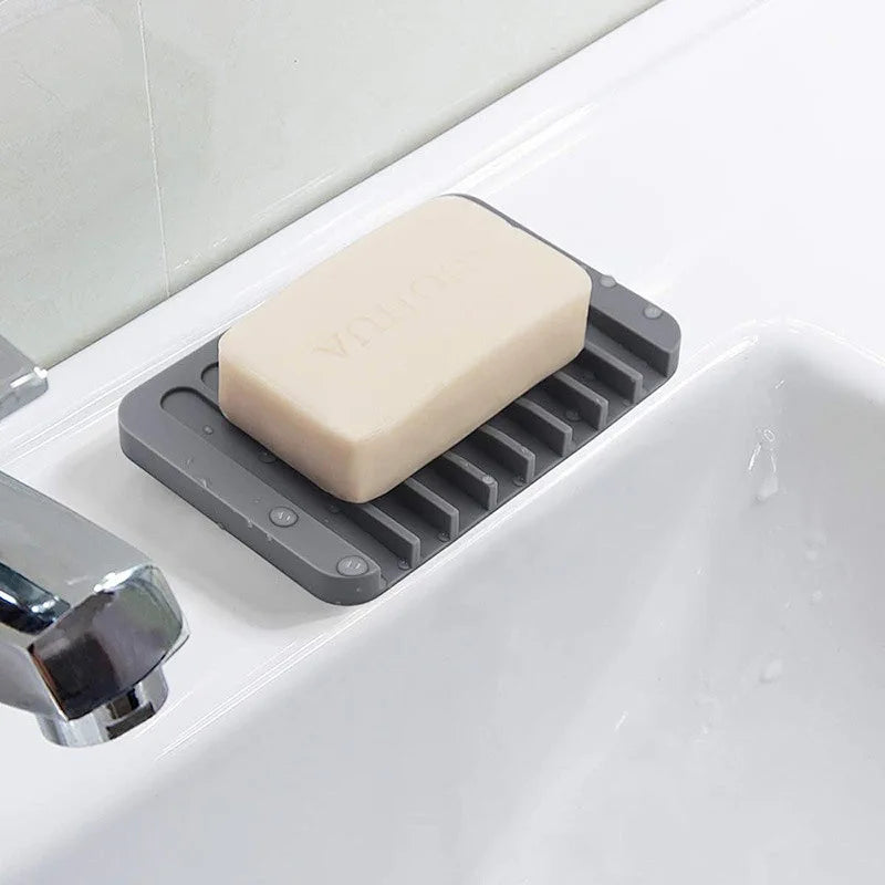 Creative Silicone Soap Box for Bathroom And Kitchen with Self-Draining Design No Water Accumulation
