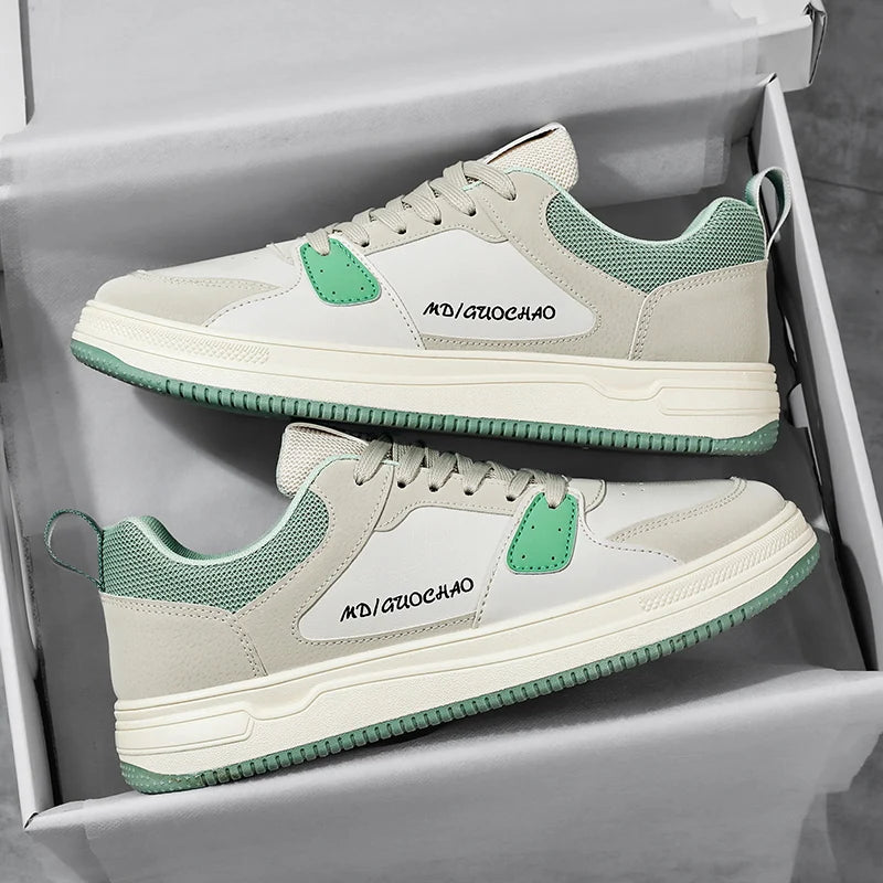 Men's Korean casual shoes Four seasons new soft-sole breathable light outdoor walking shoes fashion youth flat sports board shoe