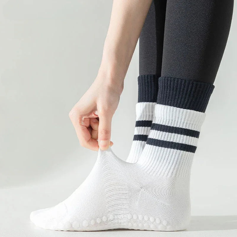 WRELS 1/2/3 Pairs Yoga Socks Non Slip Breathable Pilates Crew Socks Women Arch Support Moisture-Wicking Gym Athletic Grip Socks