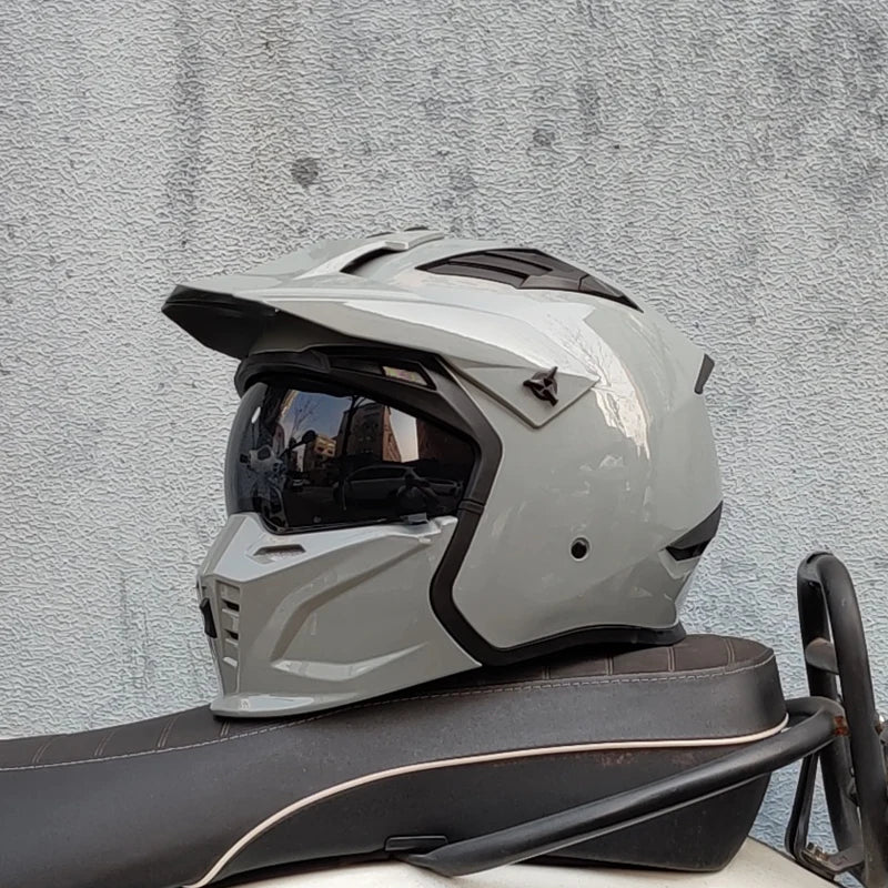 Motorcycle Riding Helmet, Male and Female Motorcycle Combination, All-Season Universal, Summer Retro Removable Chin