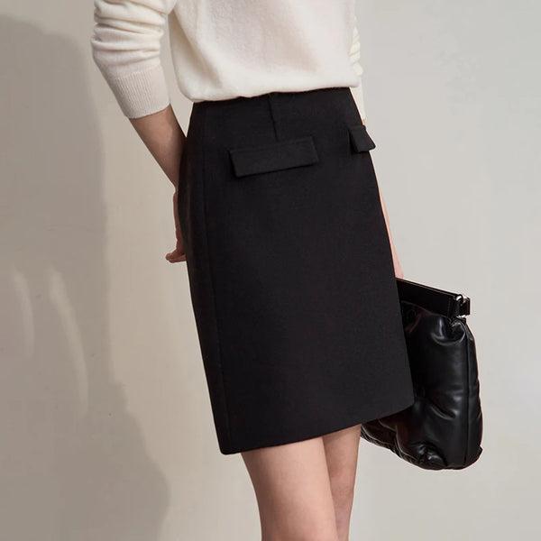 AMII Straight Mini Skirt 2026 Autumn New Elegant Commuter Short Skirts For Women Solid Color Versatile Women's Clothing 12544004