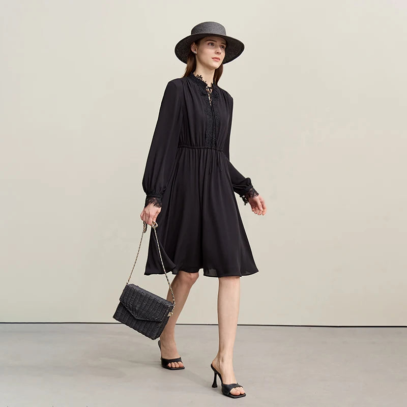 Amii Women's Autumn Dresses 2026 New Elegant Lace Splicing Strap Dress Woman Rubber Waist-fitted Chiffon Midi Skirt 12611020