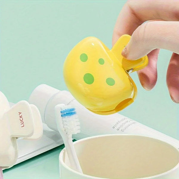 1pc Mushroom Toothbrush Holder Travel Toothbrush Cover Dust-proof Toothbrush Head Protective Clip Home Storage Box