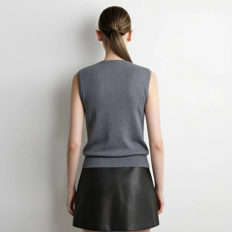 Amii Women's Knit Vest Layered U-Neck Sleeveless Commuter Minimalist Loose Tank Tops Autumn 2026 Sweater Woman Clothing 12623007