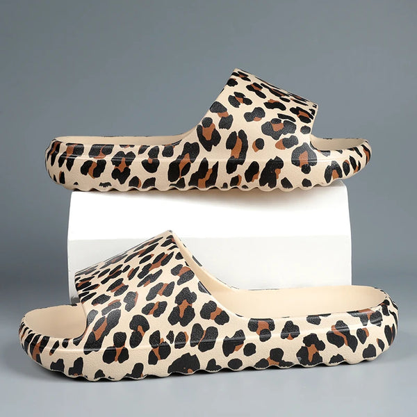 Unisex Leopard Print Slide Sandals Soft Comfort Rubber Slippers Indoor Outdoor House Shoes with Non-Slip Soles for Men and Women