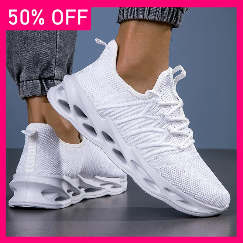 Men Sports Shoes Trendy Mesh Breathable Soft Sole Light Outdoor Running Shoes New Comfort Versatile Summer Casual Tennis Shoes