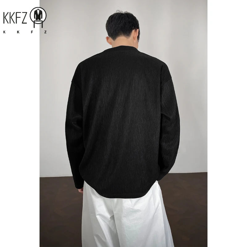Male Relaxed Oversized V Notch Long Sleeve Top Crinkle Pleated Pattern Lightweight Fabric For Holiday Daily Styling Look