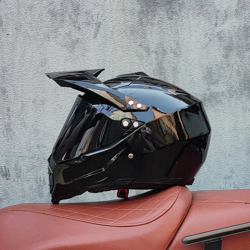 Off road motorcycle helmet, forest speed drop DH helmet, full coverage road rally helmet, suitable for all seasons
