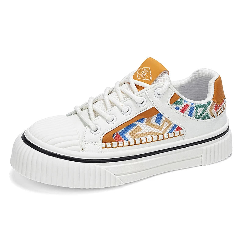 Men's Korean flat casual shoes Four seasons fashion youth breathable light soft-sole non-slip outdoor walking sports board shoes