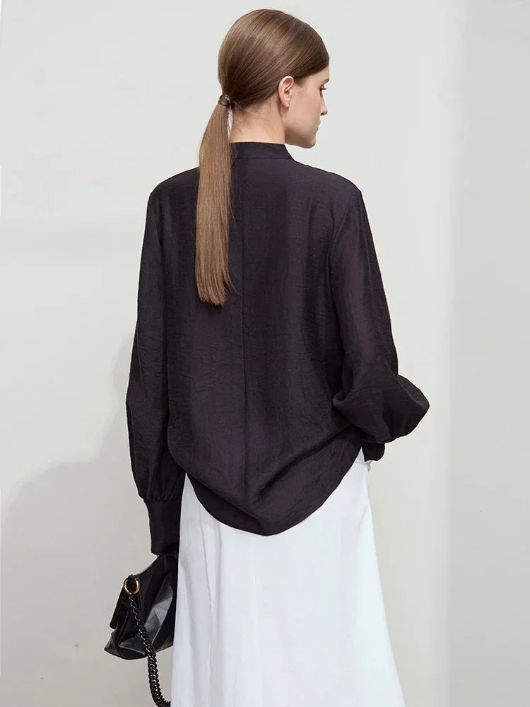 អាវ AMII Minimalist Chiffon សម្រាប់នារី រដូវស្លឹកឈើជ្រុះ ឆ្នាំ២០២៥ អក្សរសាស្ត្រ Retro ស្រាល ខ្យល់ចេញចូលបាន ធ្វើពីក្រណាត់ទេសឯក Lycra ប៊ូតុងរលុង 12541094