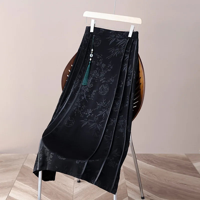 2026 Spring Women's Black Skirt, Chinese-Style High-Waisted Fashion A-Line Skirts, Jacquard Fabric, Asian Sizes.