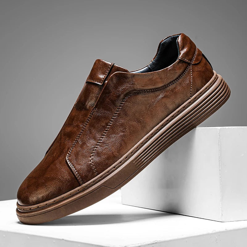 Spring Autumn Mens Fashion Pure White Shoes Men Leather Casual Shoes Slip On Comfortable Flat Shoes Big Size 46 47