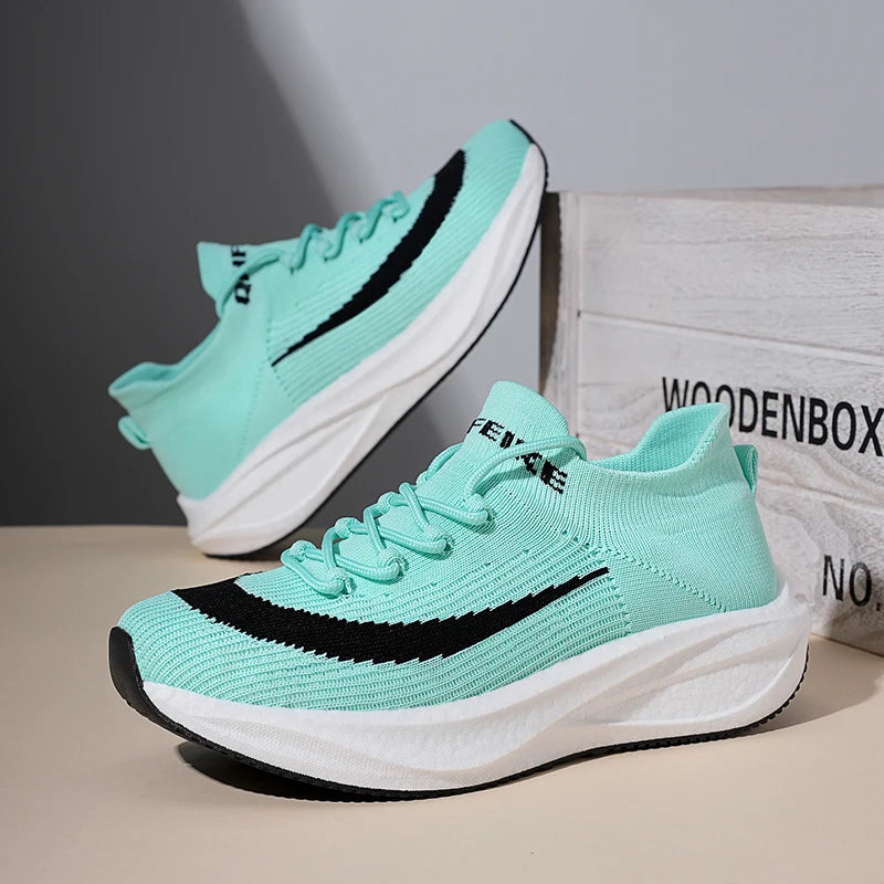 Mens Running Shoes 2025 New Breathe Mesh Lightweight Cushioning Daily Fitness Sneakers Outdoor Flat Mesh Tennis Shoes for Men