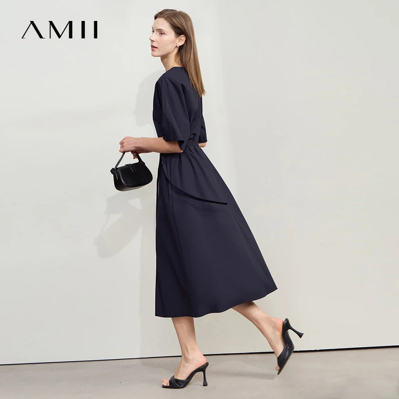រ៉ូប Amii Minimalist Casual Womens Summer 2025 New Office Lady A Line V-neck Solid Color Dress for Women Elegant 12542161