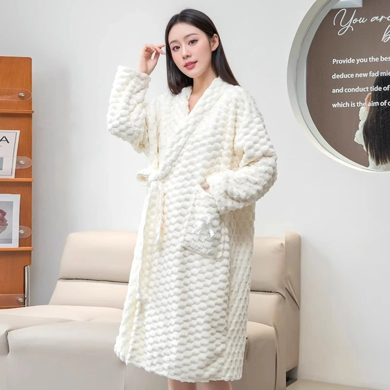 Pyjamas Femme New Loose Robe Women's Sleepwear Winter Nightwear Dressing Gowns Thick Flannel Warm Bathrobes Female Shower
