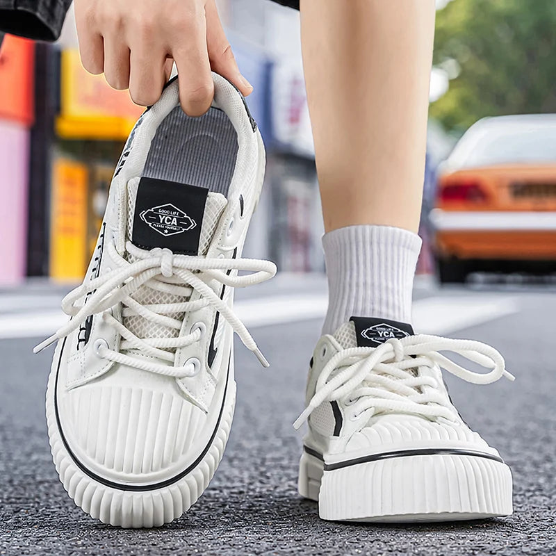 Men's Korean flat casual shoes Four seasons fashion youth breathable light soft-sole non-slip outdoor walking sports board shoes