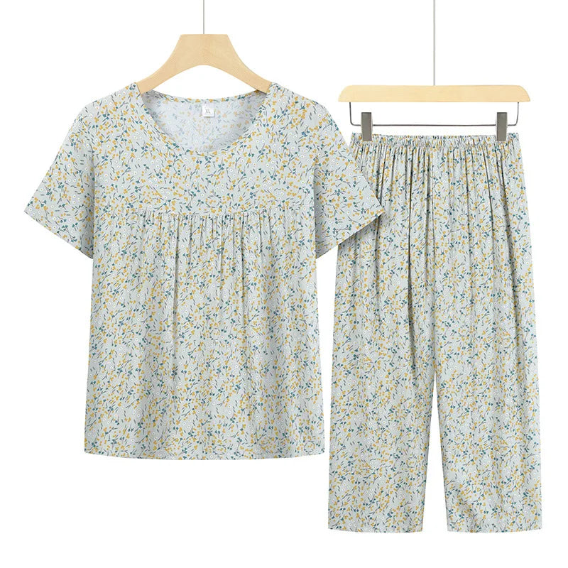 Grandma Short Sleeve Capri Pants Suit Printed Summer Pyjamas Female Cotton Rayon Nightwear Pajamas Set New Women Pijamas 4XL