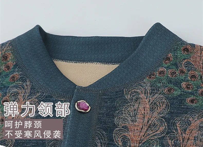 Autumn New Women's Clothing Hot Velvet Warm Cardigan Woman Jacket Winter Thicken Middle Aged Mother Sweater Coat Femmes Jumper