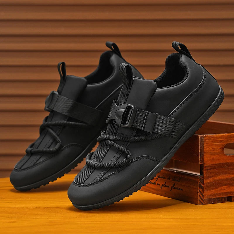 Mens Casual Shoes 2025 New Lightweight Breathable Leather Sneakers Suitable Walking Street Fashion Sports Flat Skate Shoes Man