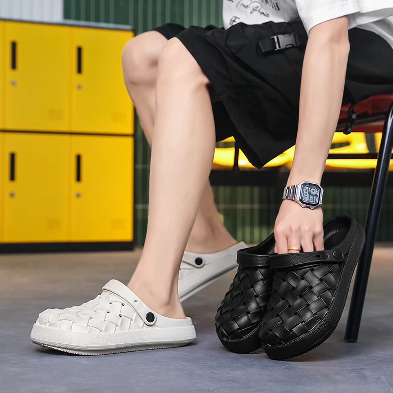 Men's casual beach slippers summer new breathable lightweight soft-sole anti-slip outdoor fashion walking dual-use water shoes