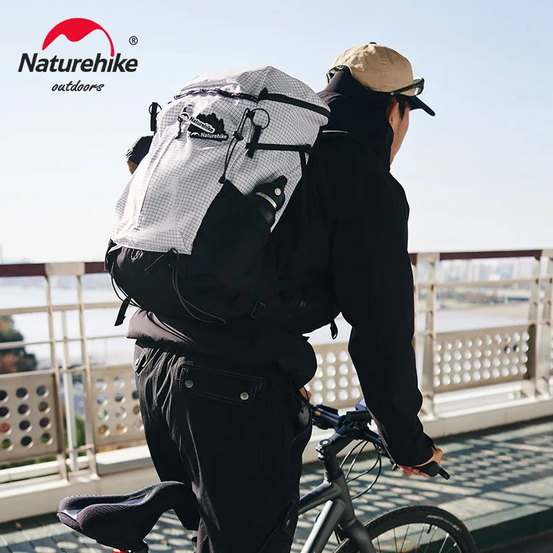 Naturehike Helium Series 25L Outdoor Hiking Mountaineering Backpack Large Capacity Shoulder Bag Casual Commuter Backpacks