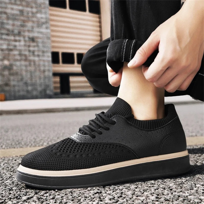 Men's mesh breathable casual shoes Four seasons soft-sole non-slip flat outdoor walking shoes fashion youth sports board shoes