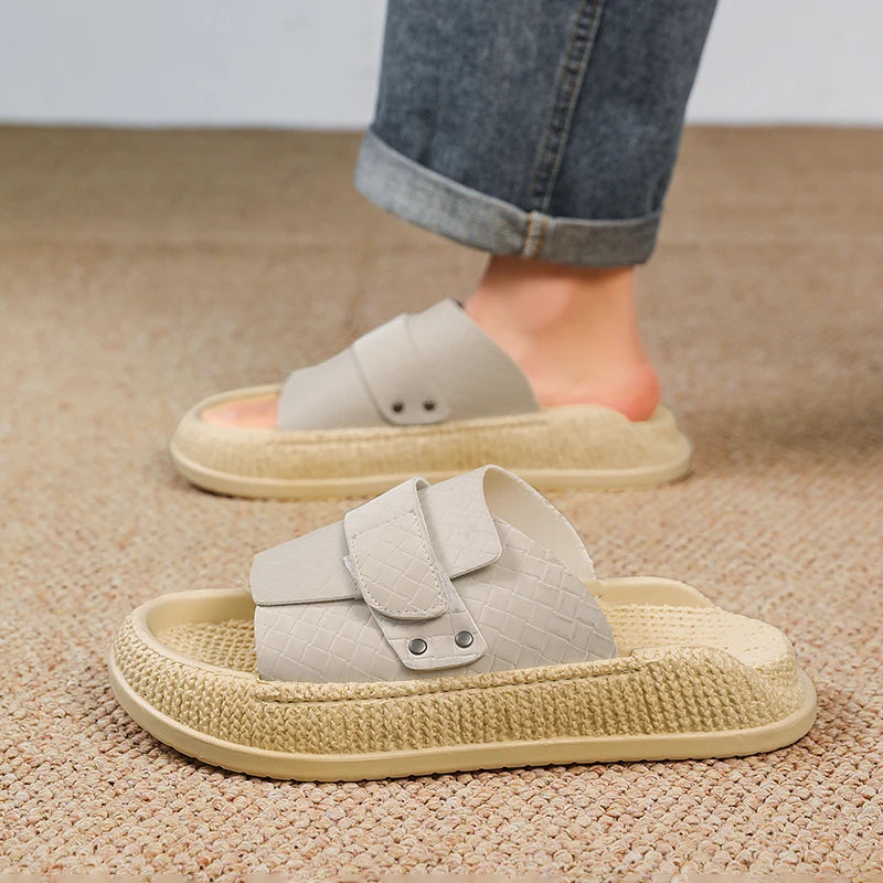 Men's slippers summer new soft-sole anti-slip sports outdoor casual walking slippers fashion youth Joker breathable beach shoes