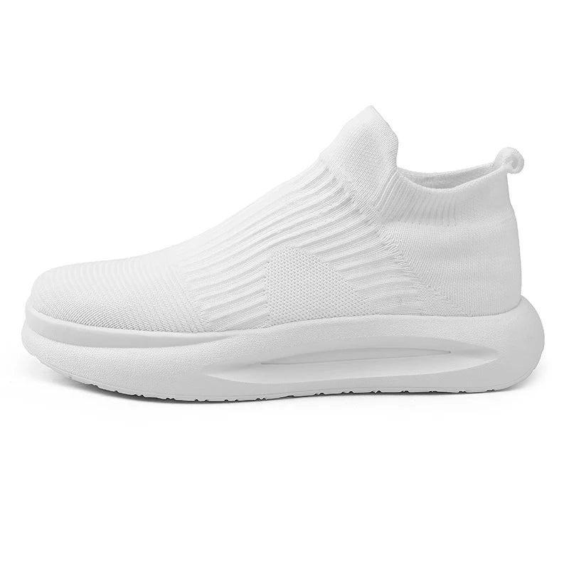 Men Sports Shoes Summer New Comfortable Mesh Breathable Walking Tennis Shoes Soft Sole Rebound Fashionable Walking Shoes for Men