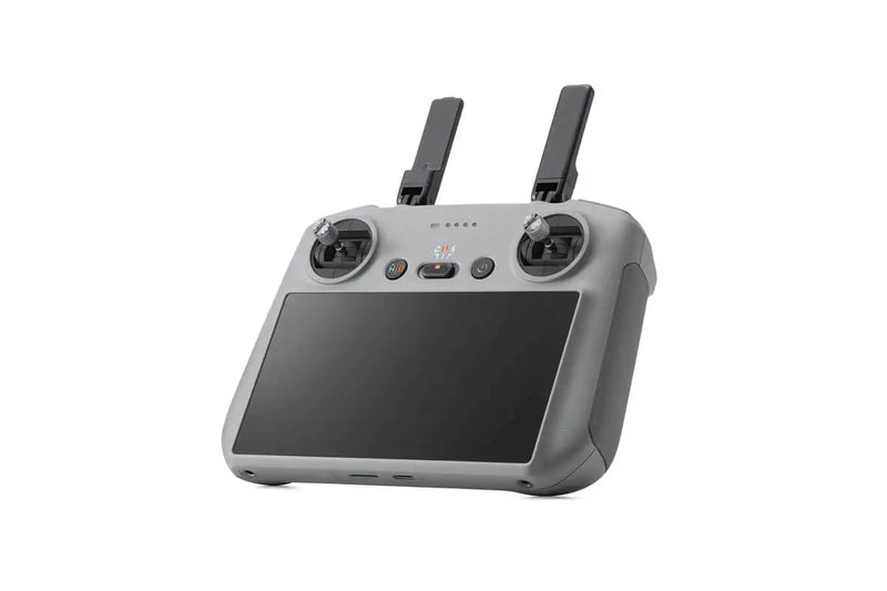 DJI RC 2 Lightweight body with a 5.5-inch FHD screen, new processor, O4 video transmission, and 2T4R antennas
