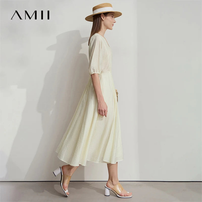 រ៉ូបការិយាល័យ AMII Minimalist សម្រាប់នារីរដូវក្តៅ ឆ្នាំ២០២៥ ដៃអាវរាងចង្កៀង V-neck រ៉ូបប៉ាក់រលុង ម៉ូដសម្រាប់នារី 12522090