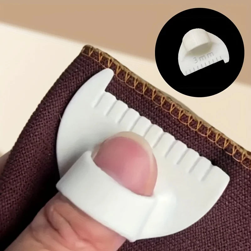 2pcs Sewing Measuring Tools,Durable Edge Stitching Lock and Knitting Tools,for Beginners. Features Spacing of 4mm,3mm.