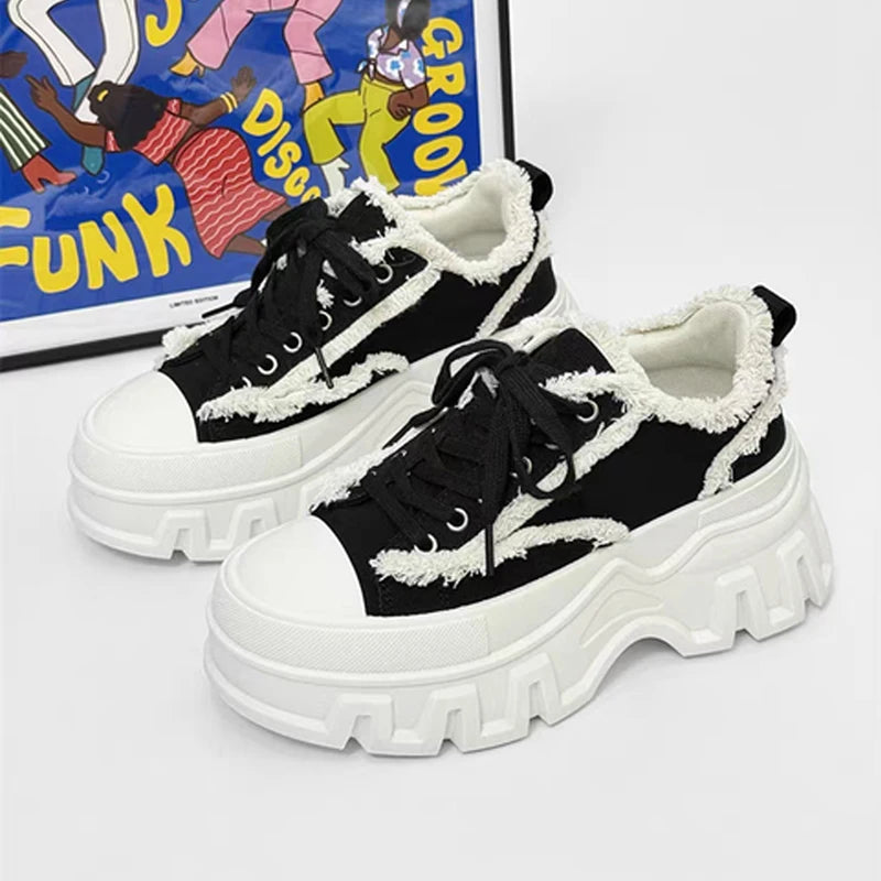 Men's Thick-sole Casual shoes Four Season New Breathable Light Heighten Soft-sole Comfort Outdoor Walking Fashion Joker Sneakers