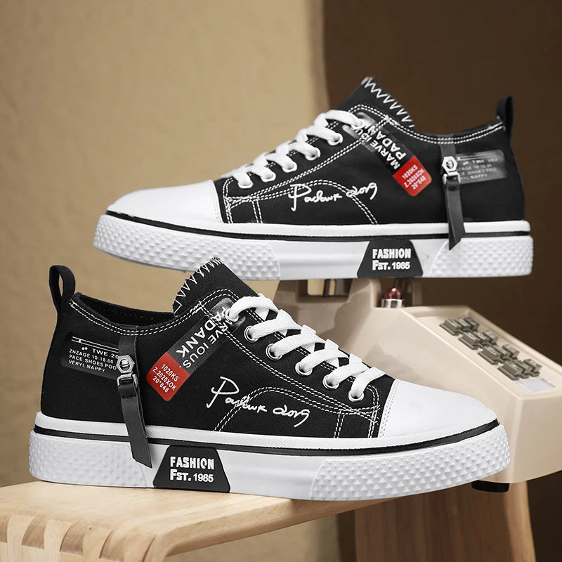 Men's Plus Size Casual Canvas Shoes Summer Soft-Sole Non-Slip Outdoor Walking Shoes Fashion Youth Sports Board Shoes Flat Shoes
