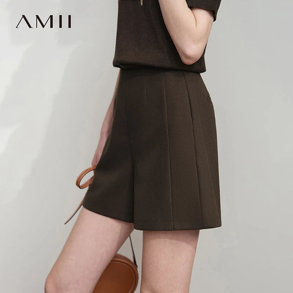 AMII 2025 ខោខ្លីសម្រាប់រដូវស្លឹកឈើជ្រុះសម្រាប់នារីៗ រលុង ជើងធំទូលាយ សាមញ្ញ និងឆើតឆាយ សម្រាប់នារីការិយាល័យ 12523083