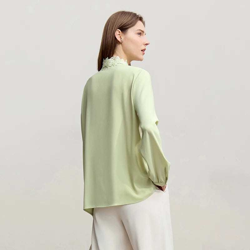 អាវ Amii Chiffon រដូវស្លឹកឈើជ្រុះឆ្នាំ ២០២៦ ថ្មីត្រង់ឆើតឆាយ ចរចម្រុះ ផ្នត់ អាវធំសម្រាប់នារី ប៊ូតុងមានគ្រប សម្រាប់ធ្វើដំណើរ 12641075