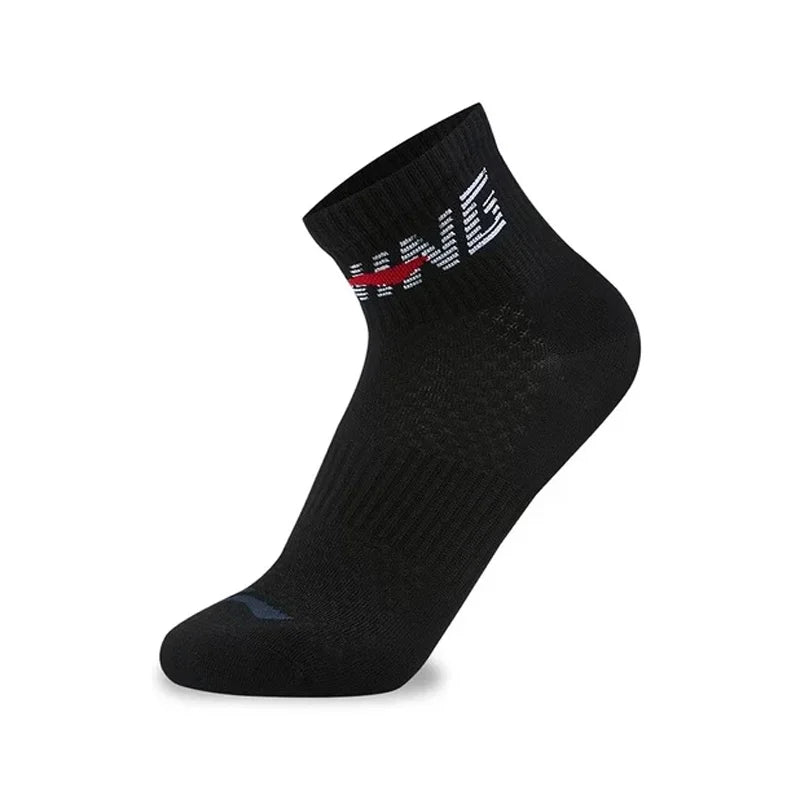 ស្រោមជើងកីឡា Li-Ning Unisex មានខ្យល់ចេញចូលបានល្អ មានផាសុកភាព ទំហំ 22-28 សង់ទីម៉ែត្រ អក្សរ LiNing សម្រាប់បុរស និងស្ត្រី ស្រោមជើងកជើងធម្មតា AWSW069