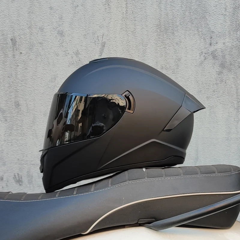 Safety Motorcycle Helmets Full Face Dual Lens Racing Helmet Strong Resistance Off Road Helmet DOT Approved