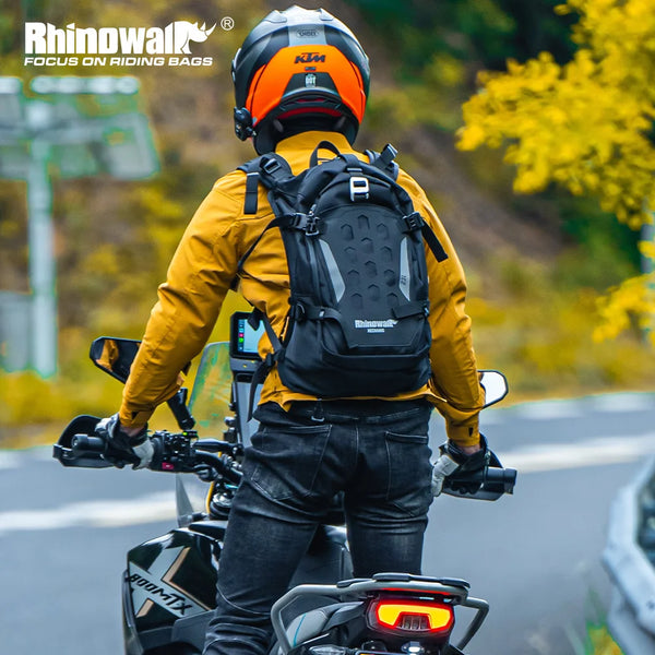 កាបូបស្ពាយម៉ូតូ Rhinowalk ទ្រមួកសុវត្ថិភាព កាបូបសម្រាប់ជិះកង់ 23លីត្រ មានគម្របភ្លៀង អាចទ្រទឹកបាន 2លីត្រ សម្រាប់កុំព្យូទ័រយួរដៃ ទំហំ 14អ៊ីញ