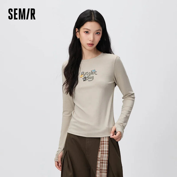 អាវយឺត Semir សម្រាប់នារី អក្សរ ប៉ាក់លម្អិត ដៃវែង រាងស្លីម សម សម្រាប់រដូវស្លឹកឈើជ្រុះ ឆ្នាំ២០២៦ ស្លៀកជារៀងរាល់ថ្ងៃ