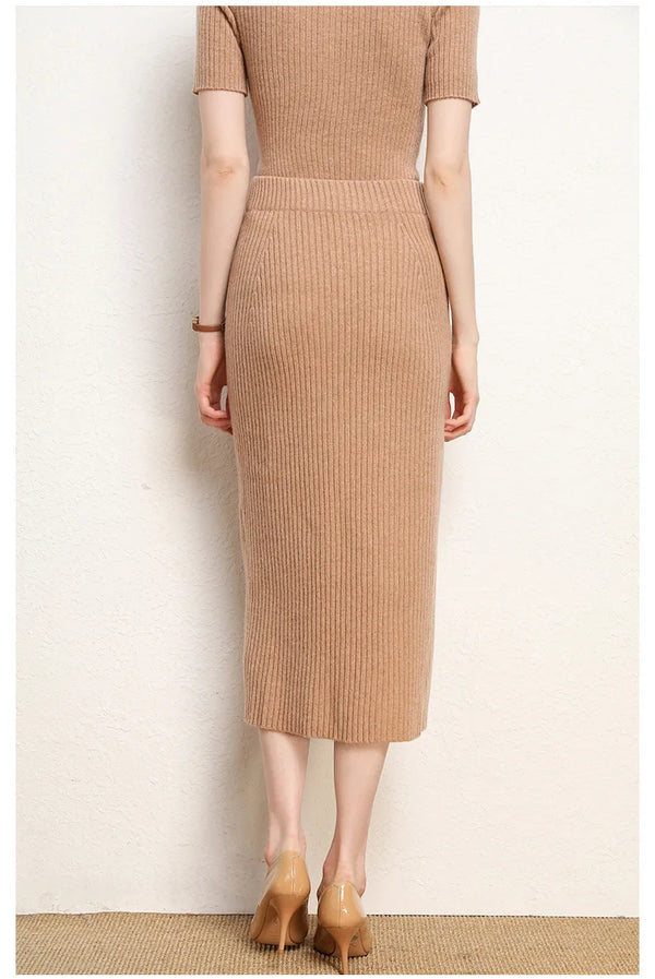 Women's Brown Knit Skirt for Winter, High-waisted, Pink, Calf-length; Available in Black, Beige, and Apricot.