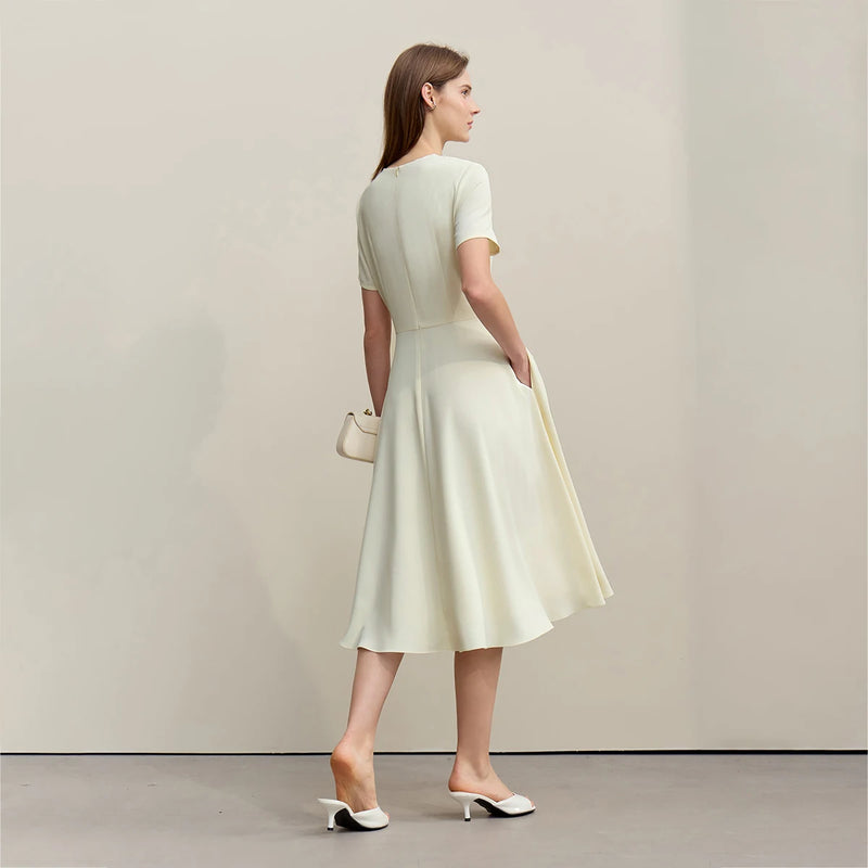 រ៉ូប Amii Womens រដូវស្លឹកឈើជ្រុះឆ្នាំ ២០២៦ រ៉ូបសម្រាប់ធ្វើដំណើរ រ៉ូបក O រាងហោប៉ៅ ចង្កេះស្ដើង សម្លៀកបំពាក់នារី រ៉ូបដៃខ្លីរាងអក្សរ A 12621061